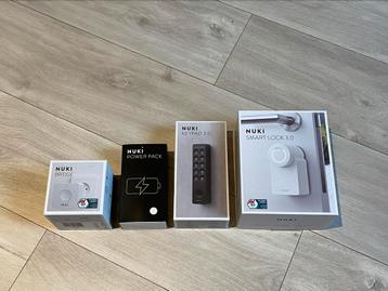 Nuki Smart Lock 3 + Keypad 2 + Bridge + Power Pack + Fobs beschikbaar voor biedingen