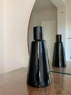Zwarte vaas van Zangra, Huis en Inrichting, Woonaccessoires | Vazen, Ophalen, Overige materialen, Zwart, Nieuw