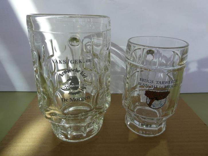 Twee bierpullen bierglazen, Verzamelen, Glas en Drinkglazen, Nieuw, Bierglas, Ophalen of Verzenden
