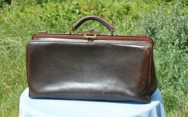 § ancien sac valisette  medical en cuir, Handtassen en Accessoires, Koffers, Gebruikt, Leer, Ophalen of Verzenden