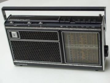 Vintage Radio GRUNDIG CONCERT - BOY 1100 de 1973 disponible aux enchères