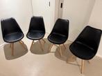 4 zwarte stoelen met houte poten, Ophalen, Zwart, Scandinavisch, Zo goed als nieuw