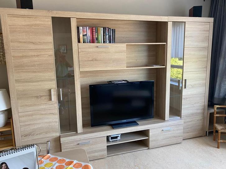 WAND/TV KAST MET LED VERLICHTING, Huis en Inrichting, Kasten | Wandmeubels, Zo goed als nieuw, 150 tot 200 cm, 250 tot 300 cm