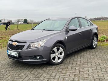 Chevrolet cruze 1.7 euro5 3200€ gekeurd voor verkoop beschikbaar voor biedingen