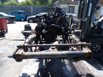 Groupe moteur Jeep Wrangler 1 2.5i 90kw P00 1996-2006  beschikbaar voor biedingen
