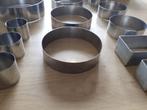 PÂTISSERIE LOT DE 15 CERCLES INOX POUR GÂTEAUX, BAVAROIS,..., Ophalen, Zo goed als nieuw, Overige stijlen, Overige typen