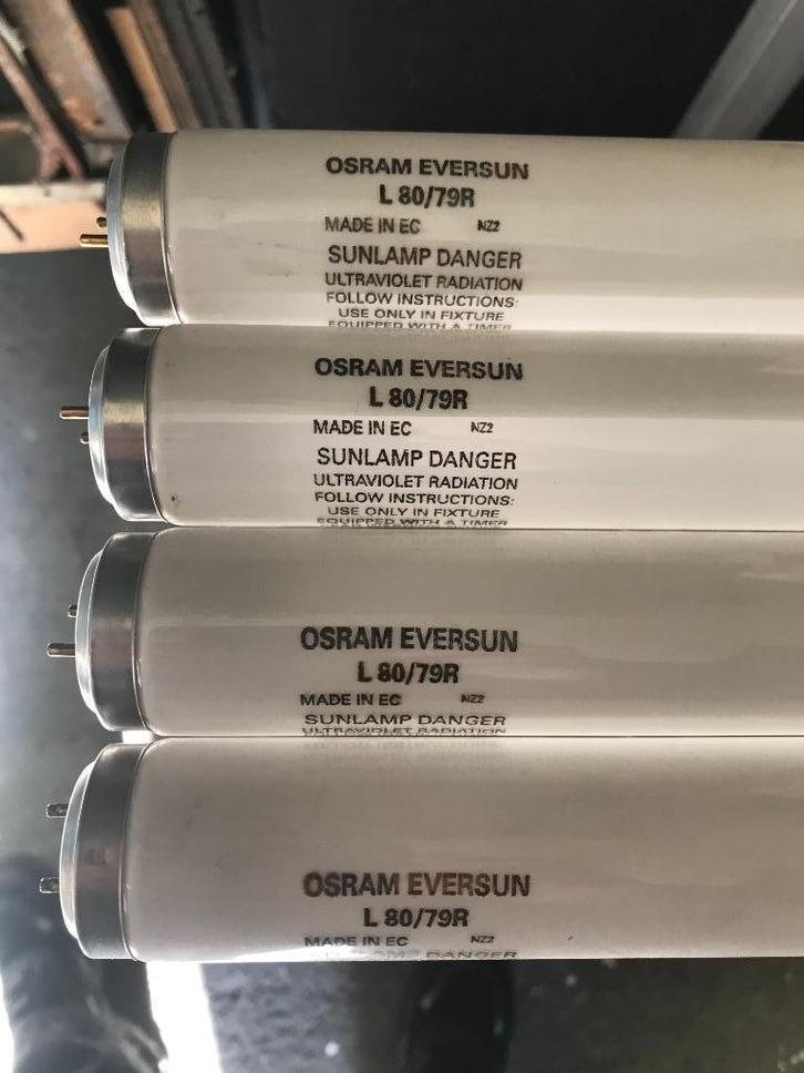 Zonnebank lampen, Elektronische apparatuur, Zonnebanken en Gezichtsbruiners, Zo goed als nieuw, Ophalen of Verzenden