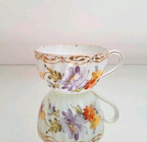 Tasse ancienne en porcelaine du XIXe siècle, Antiquités & Art, Antiquités | Services (vaisselle) pièces, Enlèvement ou Envoi