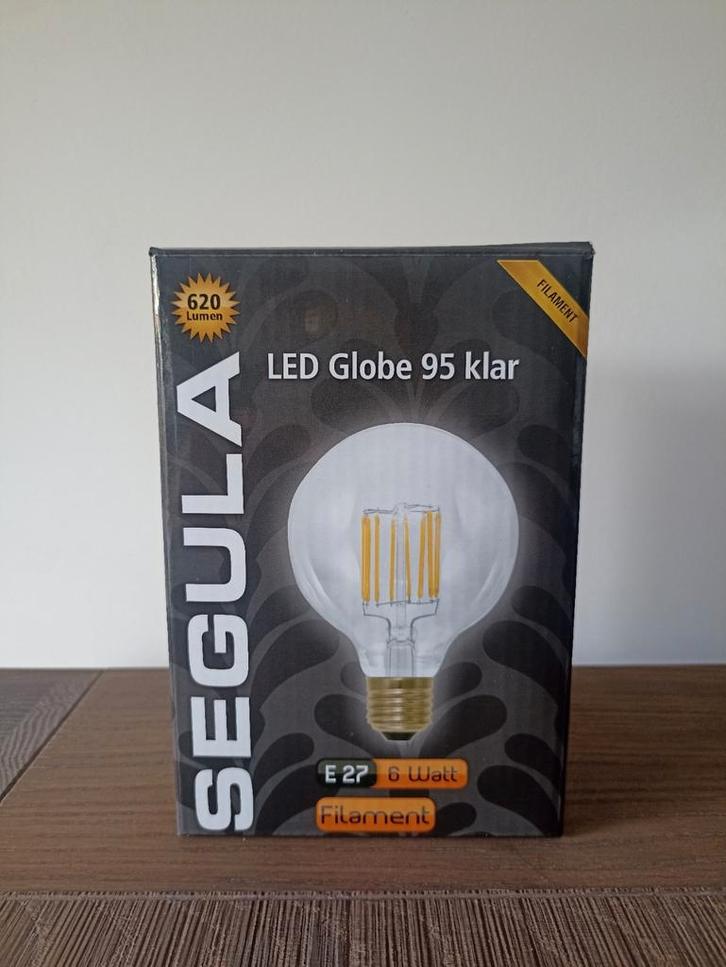 Nieuwe LED lamp segula globe 95 klar, 6Watt, filament, E27, Huis en Inrichting, Lampen | Losse lampen, Ophalen of Verzenden