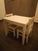 Table en bois + 2 chaises, Enfants & Bébés, Chambre d'enfant | Tables & Chaises, Chaise(s), Enlèvement, Utilisé
