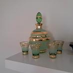 Antieke karaf met 4 borrelglaasjes, Ophalen