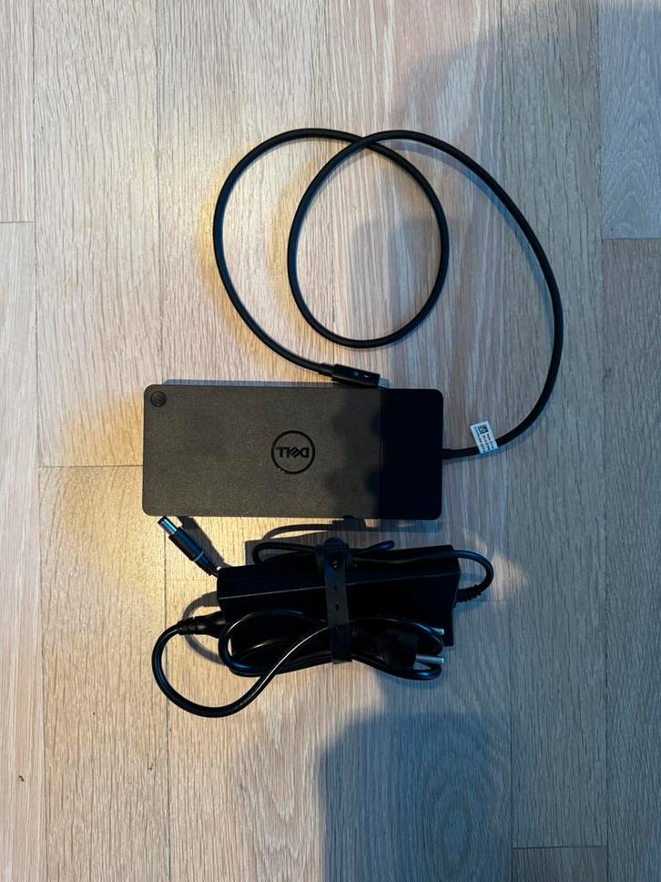 DELL WD19S 130W, Computers en Software, Dockingstations, Zo goed als nieuw, Docking station, Ophalen