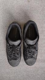 Te koop: Adidas Superstar All Black - size 44, Ophalen, Zwart, Zo goed als nieuw, Adidas