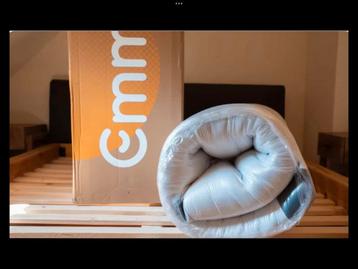 Matelas Emma Hybride Neuf  disponible aux enchères