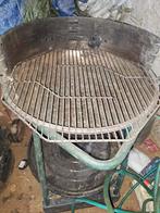 À vendre grand barbecue très solide. Pensez aux beaux jours., Ophalen