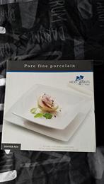 Servies, Huis en Inrichting, Keuken | Servies, Ophalen, Zo goed als nieuw, Bord(en), Overige stijlen