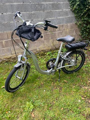 20 inch 6 V opvouwbare elektrische fietsen in nieuwstaat beschikbaar voor biedingen