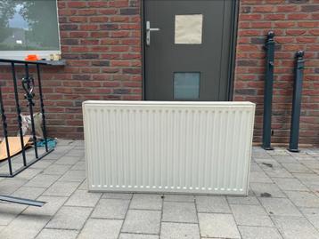 Radiatoren - verschillende afmetingen beschikbaar voor biedingen