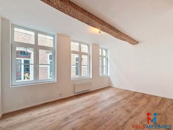 Appartement à louer à Namur, 2 chambres disponible aux enchères