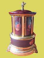 Bordeaux vergulde sigaarbox of juweeldoos musiquebox Reuge, Ophalen