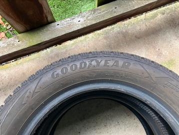2 winterbanden Goodyear Ultragrip 9 beschikbaar voor biedingen