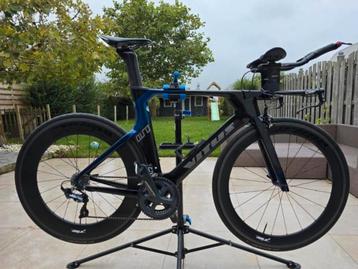 Virus triathlon/tijdrit fiets beschikbaar voor biedingen