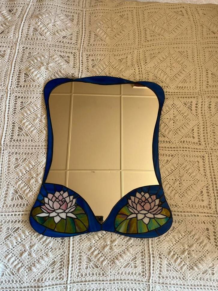 Handgemaakte Tiffany Spiegel met Lotusmotief, Antiek en Kunst, Antiek | Spiegels, Minder dan 50 cm, Minder dan 100 cm, Overige vormen