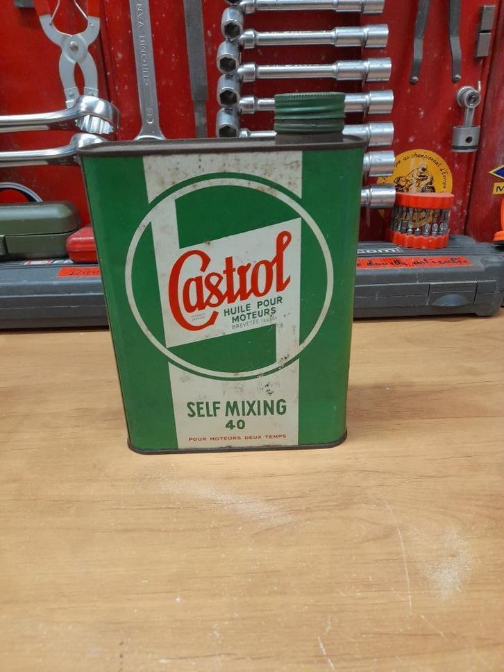 Old Castrol Self Mixing 40 2-takt lege oliekan, Verzamelen, Merken en Reclamevoorwerpen, Gebruikt, Overige typen, Verzenden