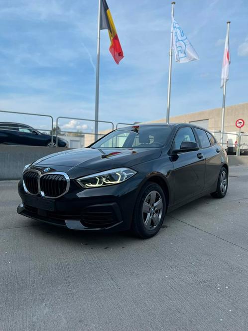 Bmw 118i 2022 Automaat 77.000 Km Led/virtual/2 jr garantie!, Auto's, BMW, Bedrijf, Te koop, 1 Reeks, ABS, Adaptive Cruise Control