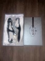 Zwarte prada cups, Hobby & Loisirs créatifs, Estampage, Enlèvement ou Envoi, Neuf, Autres types