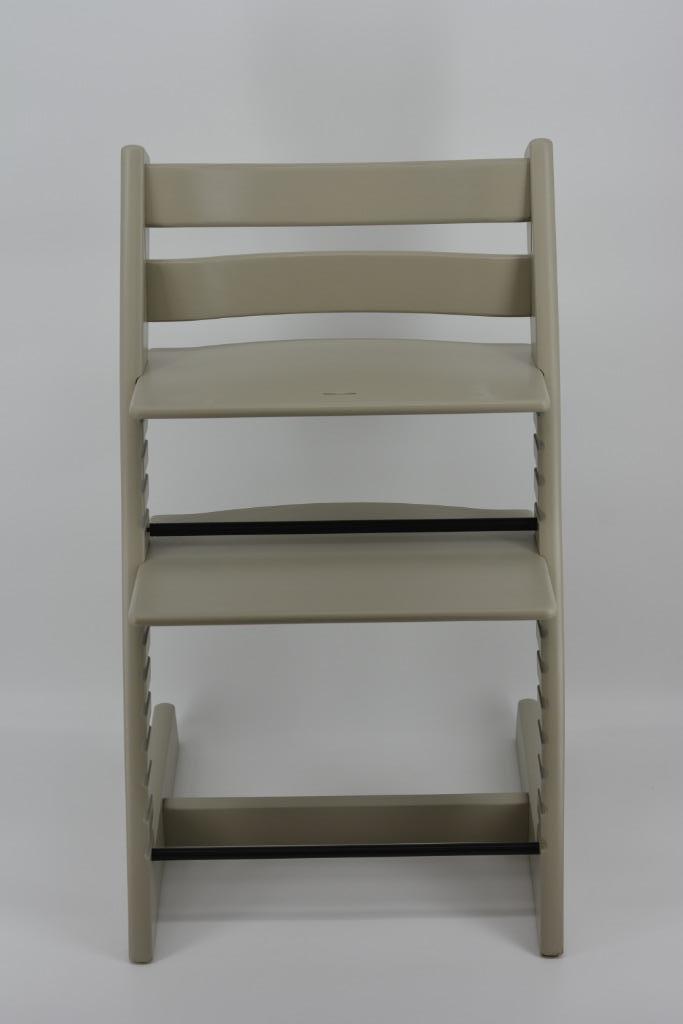 Stokke Tripp Trapp Taupe – Refurbished nieuw model, Kinderen en Baby's, Kinderstoelen, Zo goed als nieuw, Meegroeistoel, Aanschuifbaar