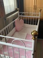 Beau lit d'enfant vintage en fer avec éléments dorés, Enlèvement, Matelas