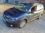 VW / TOURAN / 1.6 TDI / NAVI / A.C / HITCH / PANO, Auto's, Voorwielaandrijving, Euro 5, Monovolume, Alcantara