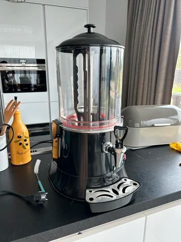 Warme dranken dispenser beschikbaar voor biedingen