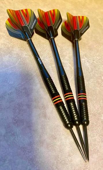 Set dartpijlen Winmau 20 gram, Enlèvement ou Envoi, Comme neuf, Fléchettes