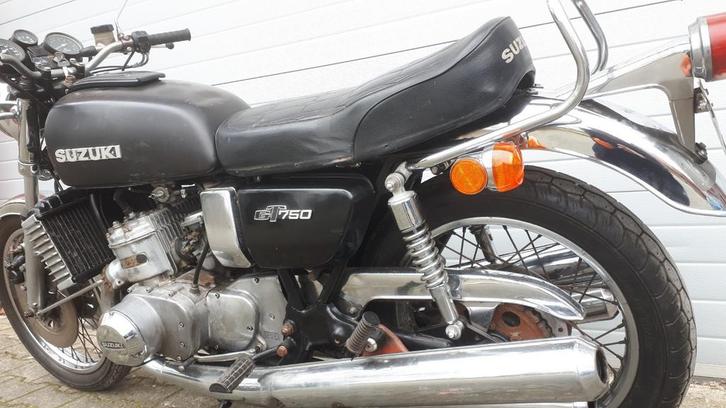 Suzuki GT750 Tweetakt 1976 NL registratie, Motoren, Motoren | Oldtimers, Naked bike, meer dan 35 kW, 3 cilinders, Motorrijbewijs A
