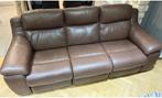Fauteuils électriques en cuir brun 3 places + 2 places, Ophalen, 100 tot 125 cm, Leer, Zo goed als nieuw
