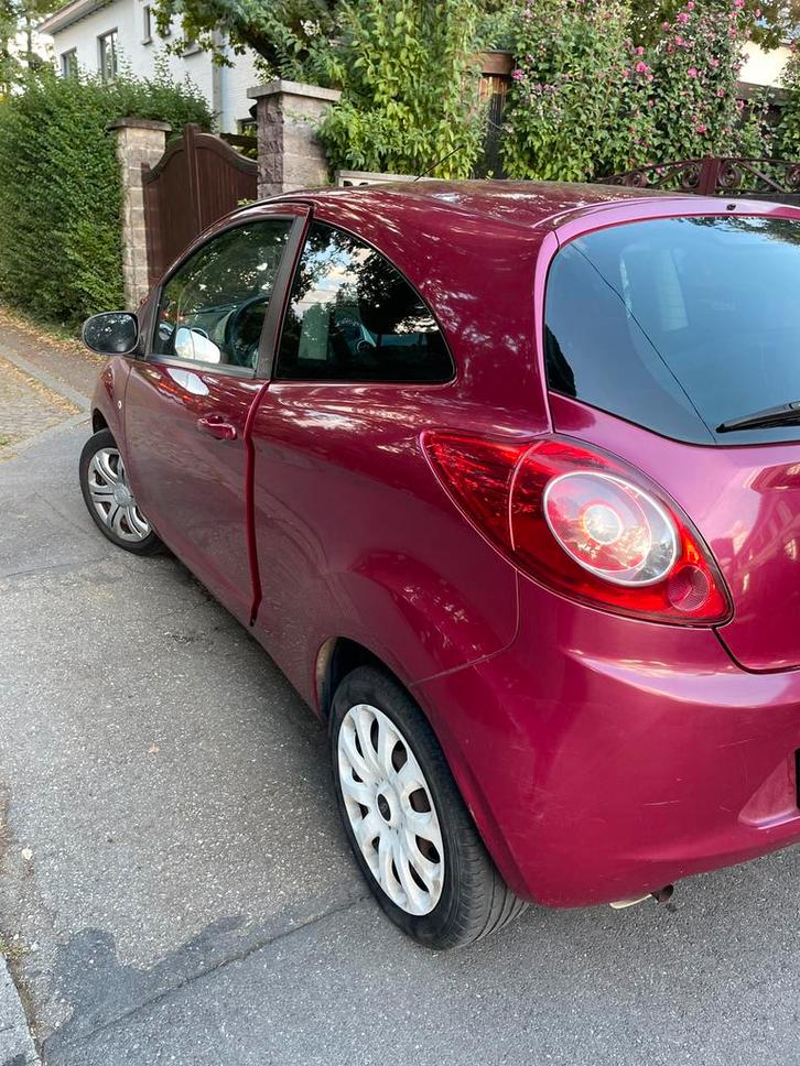 Ford Ka 1.3e 78500km, Auto's, Ford, Particulier, Ka, Airconditioning, Benzine, Euro 4, Berline, 3 deurs, Handgeschakeld, Rood