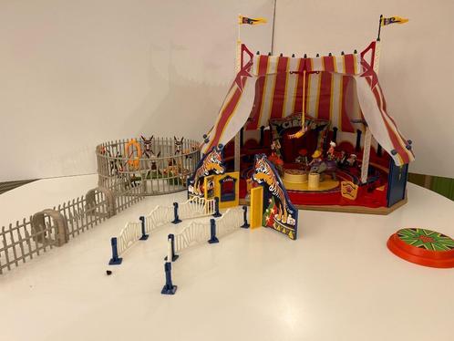 Playmobil- cirque, fauves, acrobates et orchestre, Enfants & Bébés, Jouets | Playmobil, Comme neuf, Ensemble complet, Enlèvement