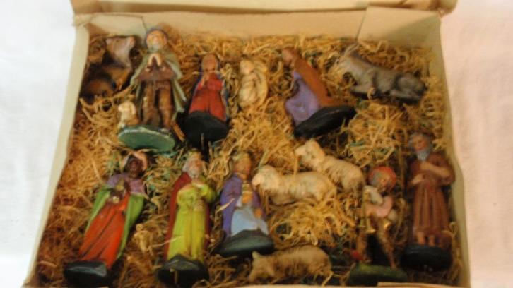 Oud compleet set kerstbeeldjes papier maché van Marolin, Diversen, Kerst, Gebruikt, Ophalen of Verzenden