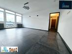 Appartement à louer à Charleroi, 82 m², Appartement, 148 kWh/m²/jaar