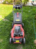 Grasmachine 4tact zelftrekker, Tuin en Terras, Grasmaaiers, Ophalen, Simka, Zo goed als nieuw, Benzine-grasmaaier