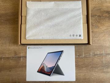 Surface Pro 7+ met Type Cover en Surface Pen