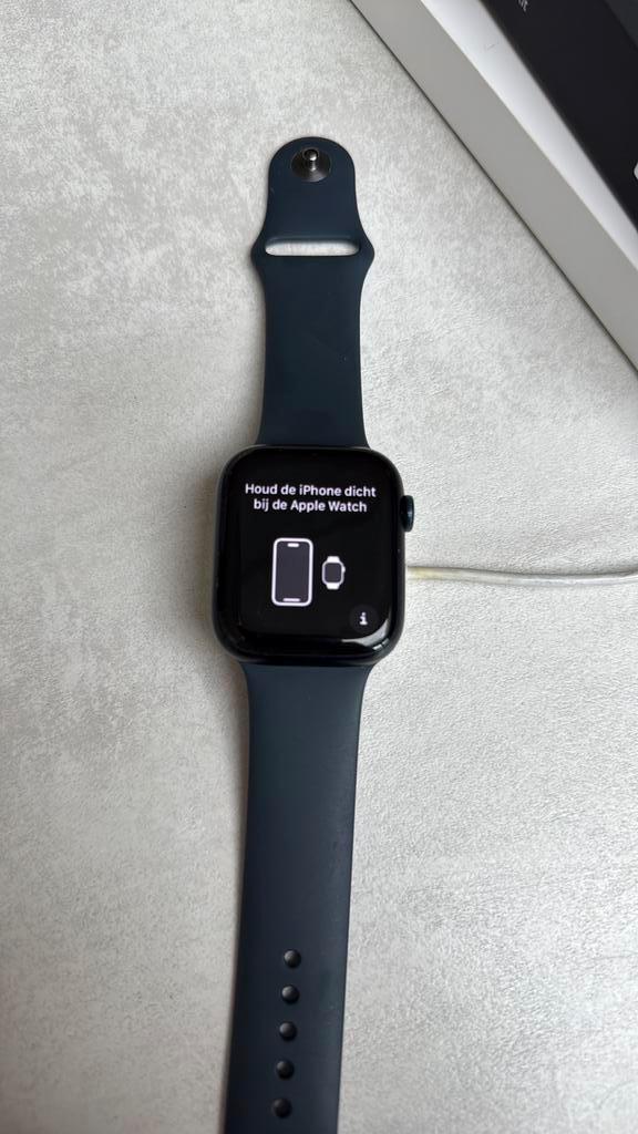 Apple Watch S8 45MM + GPS, Handtassen en Accessoires, Smartwatches, Gebruikt, iOS, Zwart, Conditie, Ophalen of Verzenden