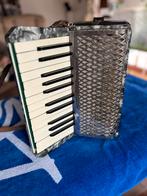 Vintage accordeon Hohner Student II, Muziek en Instrumenten, Accordeons, Ophalen, Gebruikt, Hohner, Met riemen