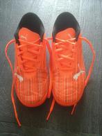 Chaussures de foot en salle puma 37, Sports & Fitness, Football, Comme neuf, Enlèvement, Chaussures