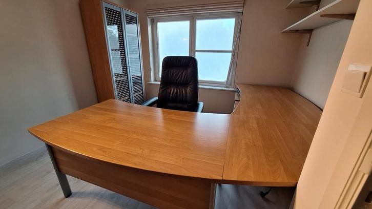 HoekBureautafel, 2 rolwagentjes, 1 bureaustoel leder, 1 kast, Huis en Inrichting, Bureaus, Gebruikt, Ophalen