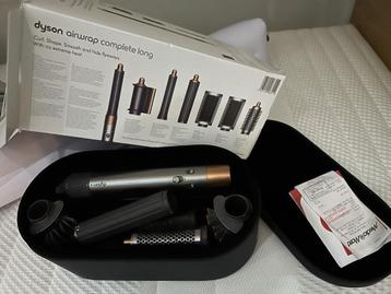 Dyson Airwrap Complete Long (versie voor half en lang haar) beschikbaar voor biedingen