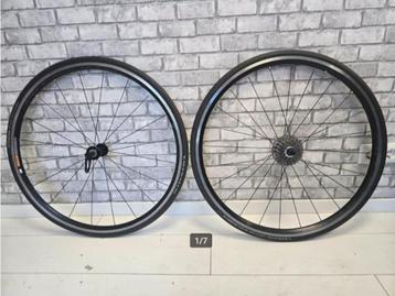 Fulcrum wielenset met Ultegra 10 speed cassette beschikbaar voor biedingen
