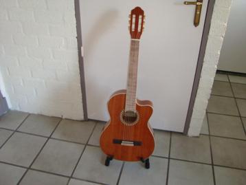 DIMAVERY CN-300 Klassieke gitaar, mahagoni (nieuw) beschikbaar voor biedingen